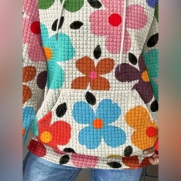Floral Print Textured Drawstring Hoodie - Picture 9 of 11